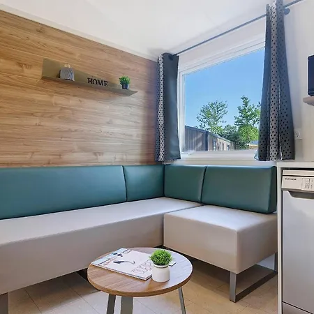 Mobilehome Evasion 54 *